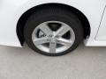Super White - Camry SE Photo No. 11