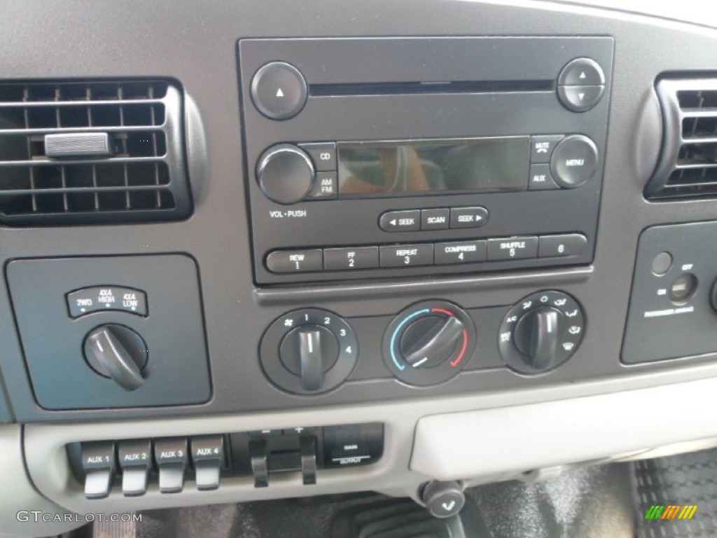 2005 Ford F350 Super Duty XL Regular Cab 4x4 Stake Truck Controls Photo #65220268