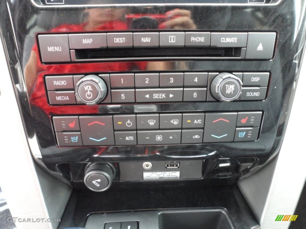 2012 Ford F150 Platinum SuperCrew 4x4 Controls Photo #65221174