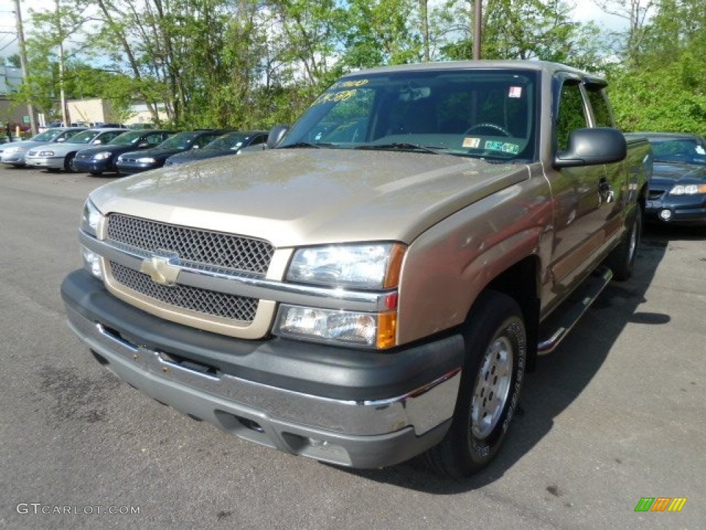 2004 Silverado 1500 LS Extended Cab 4x4 - Sandstone Metallic / Dark Charcoal photo #5