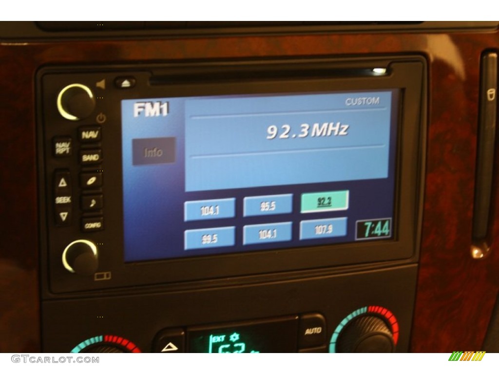 2009 9-7X 4.2i AWD - Carbon Flash Metallic / Carbon Black photo #15