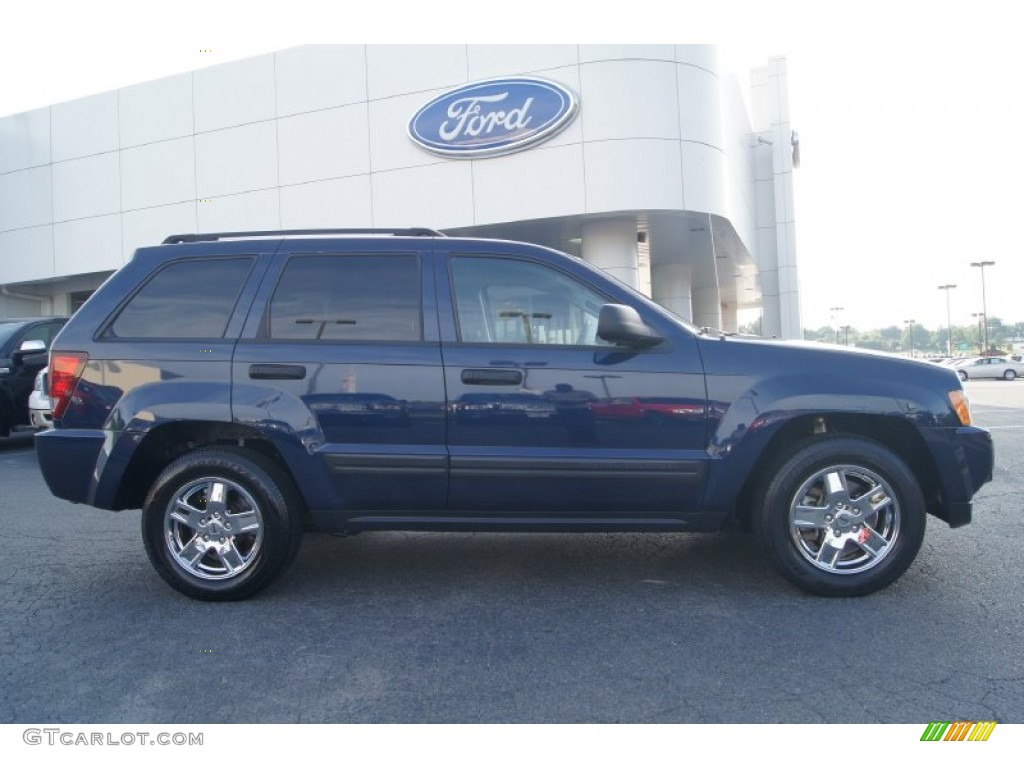 2006 Grand Cherokee Laredo 4x4 - Midnight Blue Pearl / Medium Slate Gray photo #1