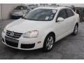 Campanella White - Jetta SE Sedan Photo No. 3