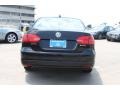 Black - Jetta SE Sedan Photo No. 8