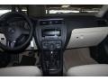 Black - Jetta SE Sedan Photo No. 16