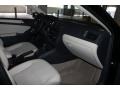 Black - Jetta SE Sedan Photo No. 24