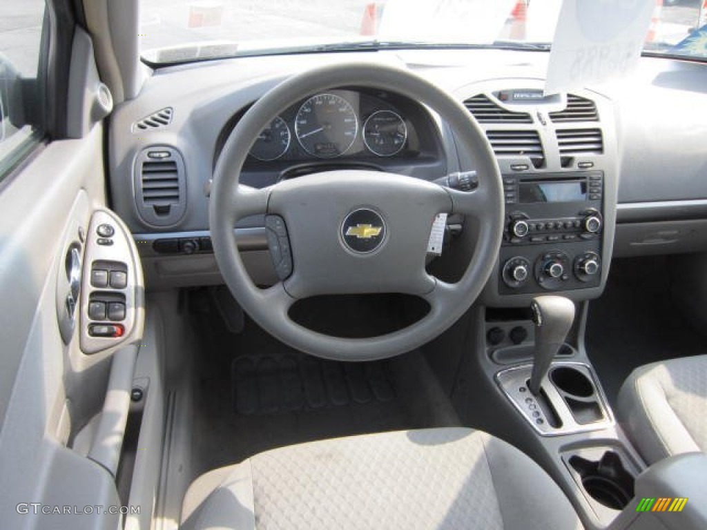 2006 Malibu LT Sedan - Silverstone Metallic / Titanium Gray photo #14