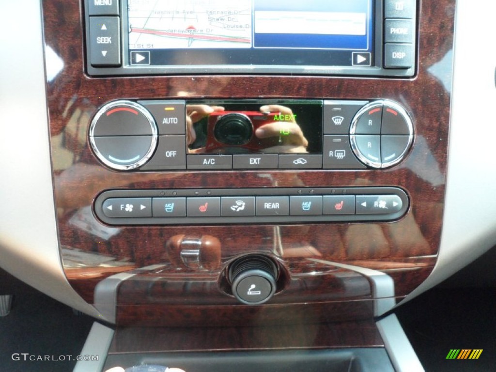 2012 Ford Expedition King Ranch Controls Photo #65241611