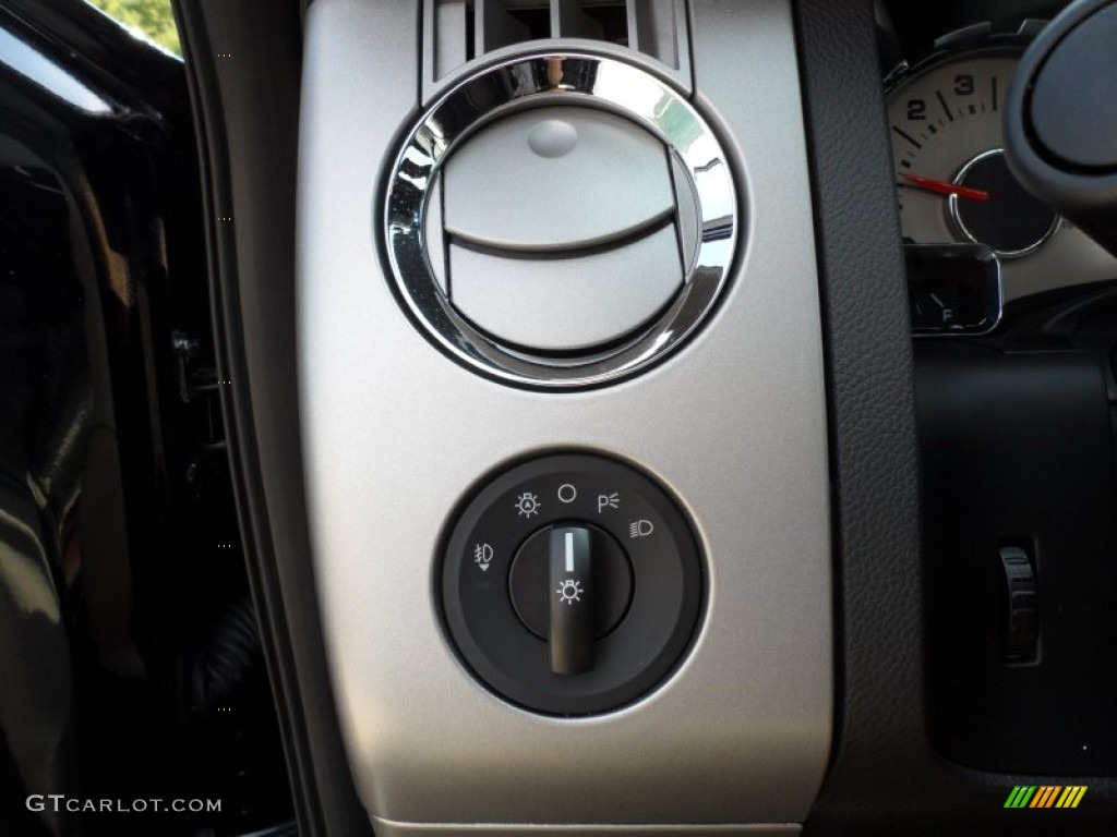 2012 Ford Expedition King Ranch Controls Photo #65241656