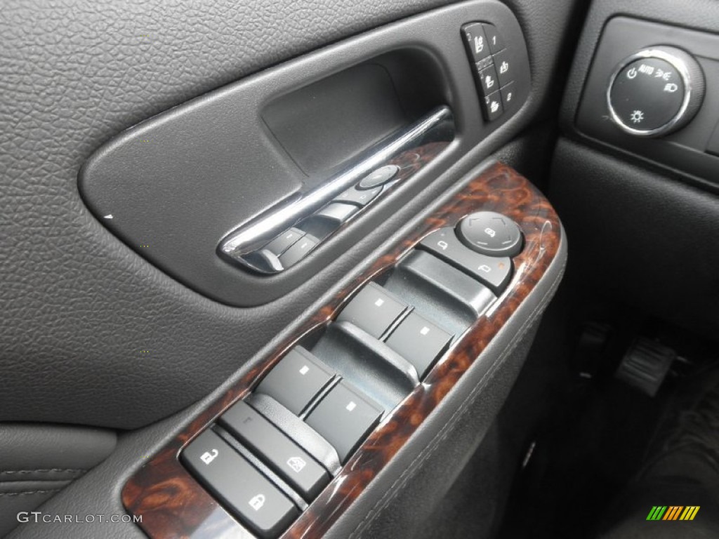 2012 GMC Sierra 3500HD Denali Crew Cab 4x4 Controls Photo #65241710