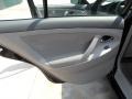 Black - Camry LE Photo No. 28