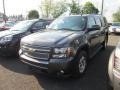 Taupe Gray Metallic - Suburban LT 4x4 Photo No. 3