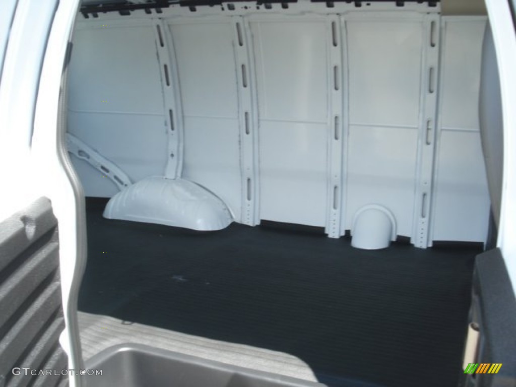 2012 Express 1500 Cargo Van - Summit White / Medium Pewter photo #14