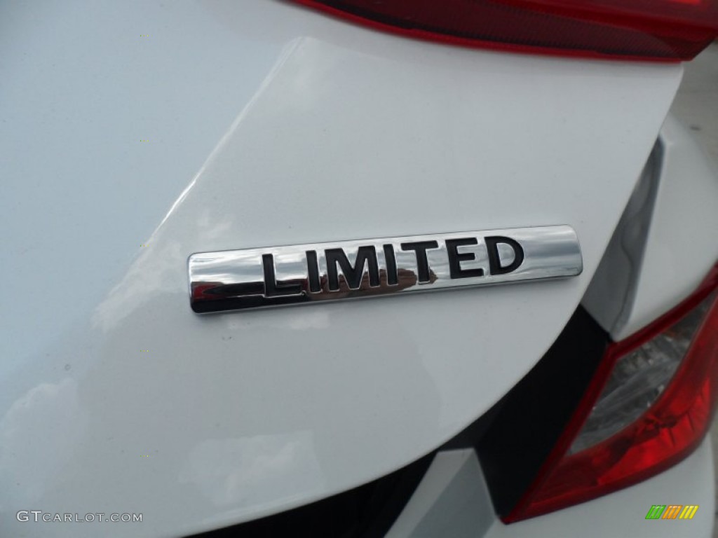 2013 Hyundai Sonata Limited 2.0T Marks and Logos Photo #65245556