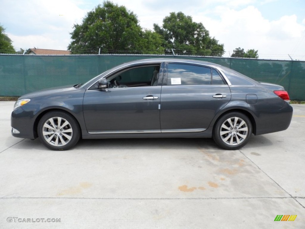 2012 Avalon Limited - Magnetic Gray Metallic / Light Gray photo #6