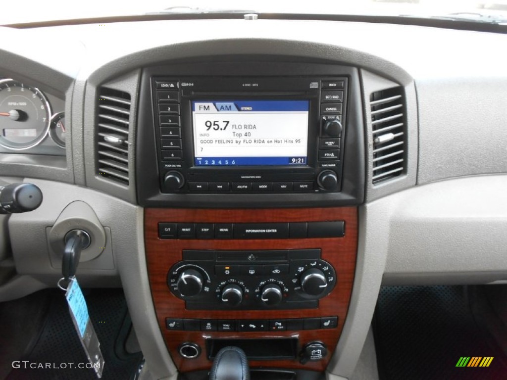 2006 Jeep Grand Cherokee Limited Controls Photos