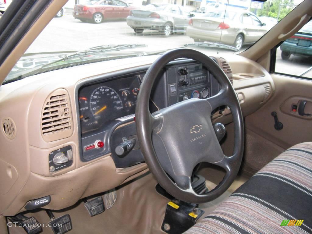 1995 C/K 3500 C3500 Cheyenne Regular Cab Dually Chassis - Emerald Green Metallic / Tan photo #16