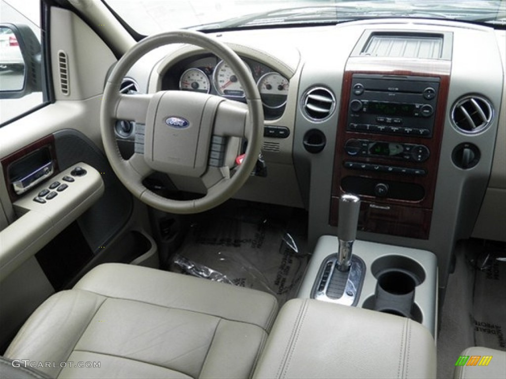 2007 F150 Lariat SuperCrew - Dark Blue Pearl Metallic / Tan photo #20