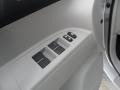 Classic Silver Metallic - Highlander V6 Photo No. 23