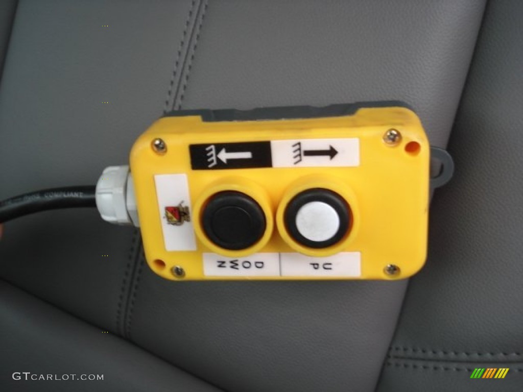 2012 Silverado 3500HD WT Regular Cab 4x4 Dump Truck - Summit White / Dark Titanium photo #13