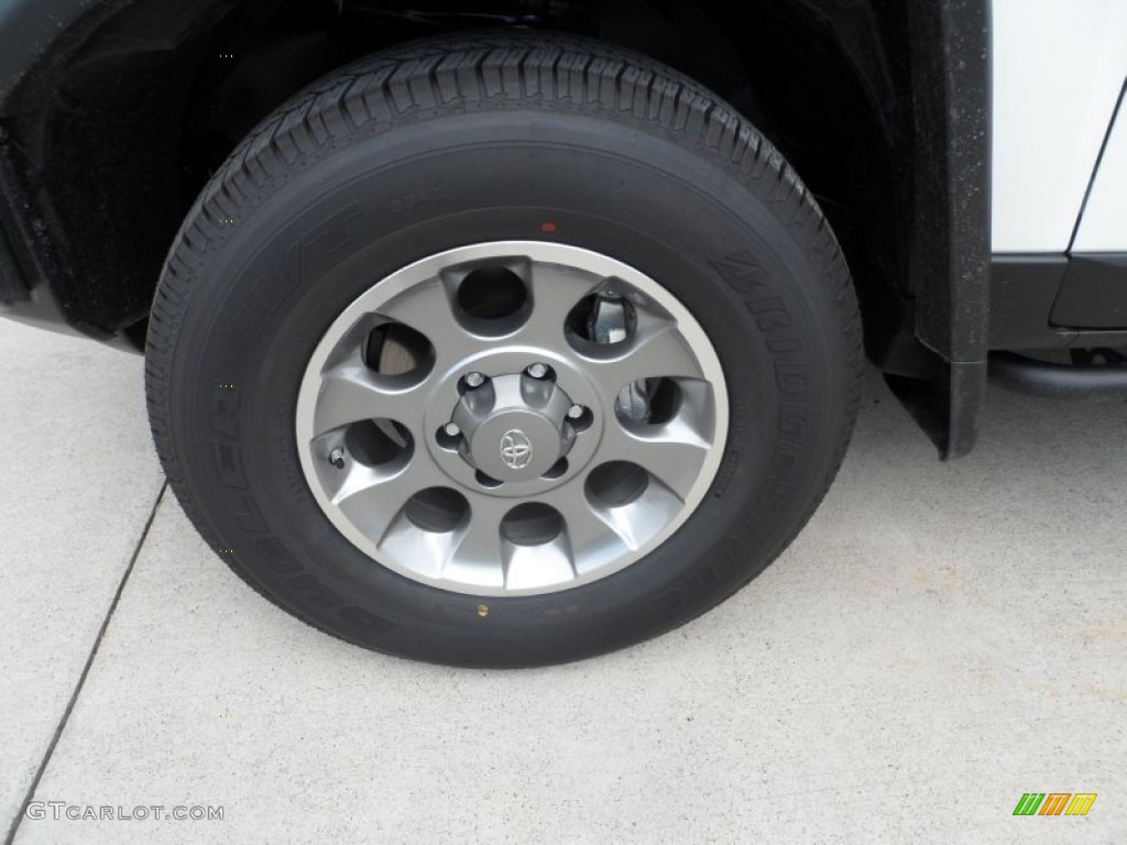 2012 Toyota FJ Cruiser Standard FJ Cruiser Model Wheel Photo #65250446