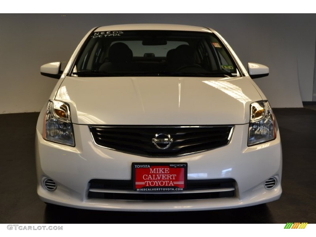 2010 Sentra 2.0 S - Aspen White / Charcoal photo #2