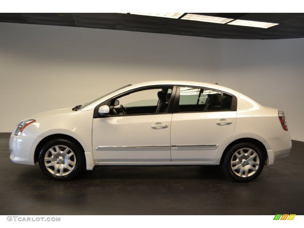 2010 Sentra 2.0 S - Aspen White / Charcoal photo #3