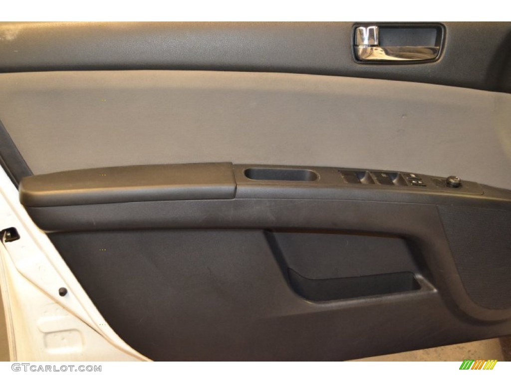 2010 Sentra 2.0 S - Aspen White / Charcoal photo #8