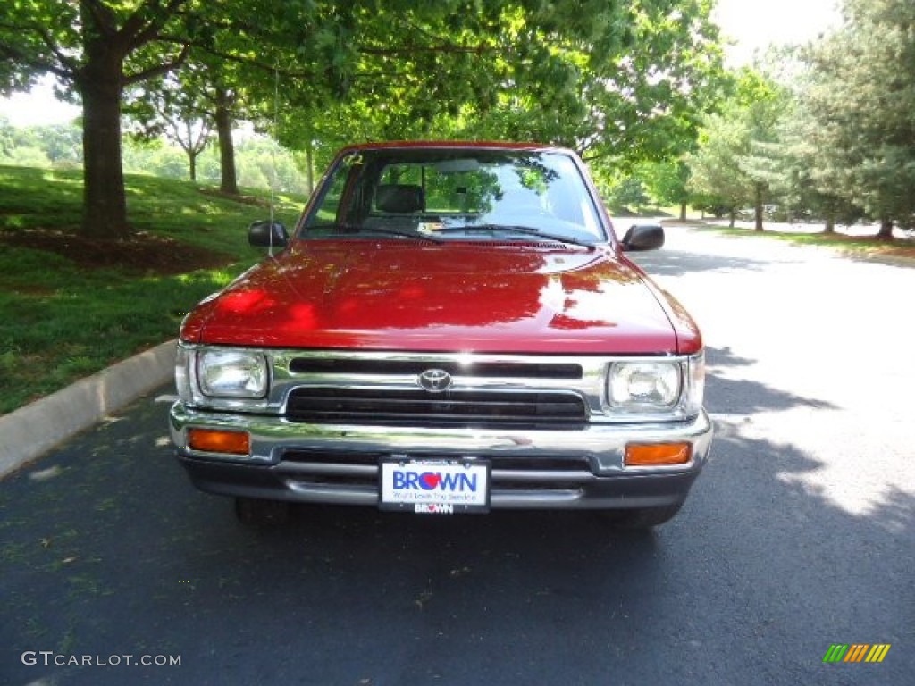 1992 Pickup Deluxe Extended Cab - Garnet Red Pearl / Gray photo #2