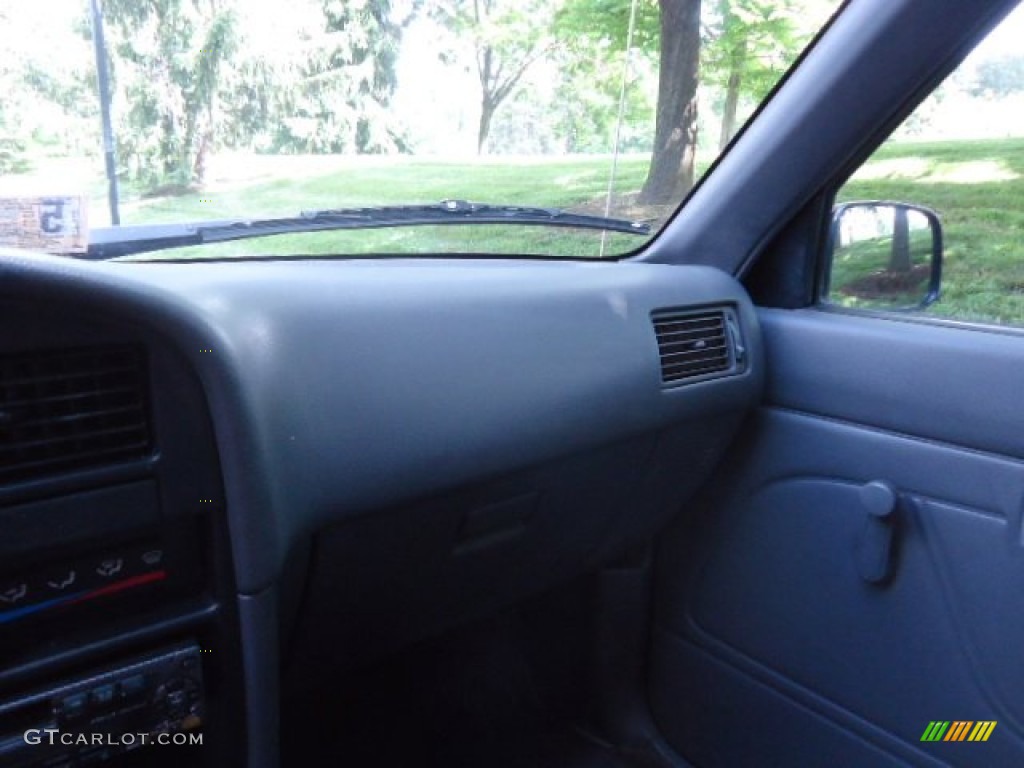1992 Pickup Deluxe Extended Cab - Garnet Red Pearl / Gray photo #19