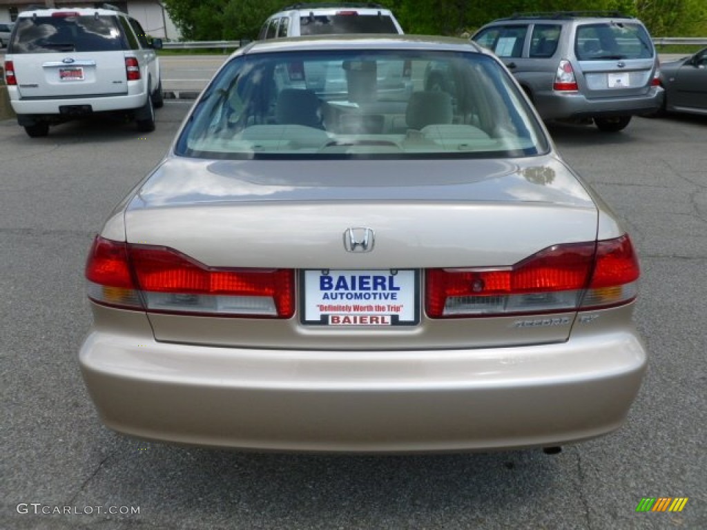 2001 Accord EX Sedan - Naples Gold Metallic / Ivory photo #6
