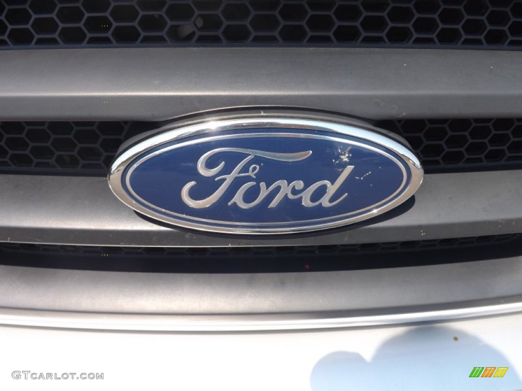 2005 F150 STX Regular Cab - Silver Metallic / Medium Flint/Dark Flint Grey photo #17