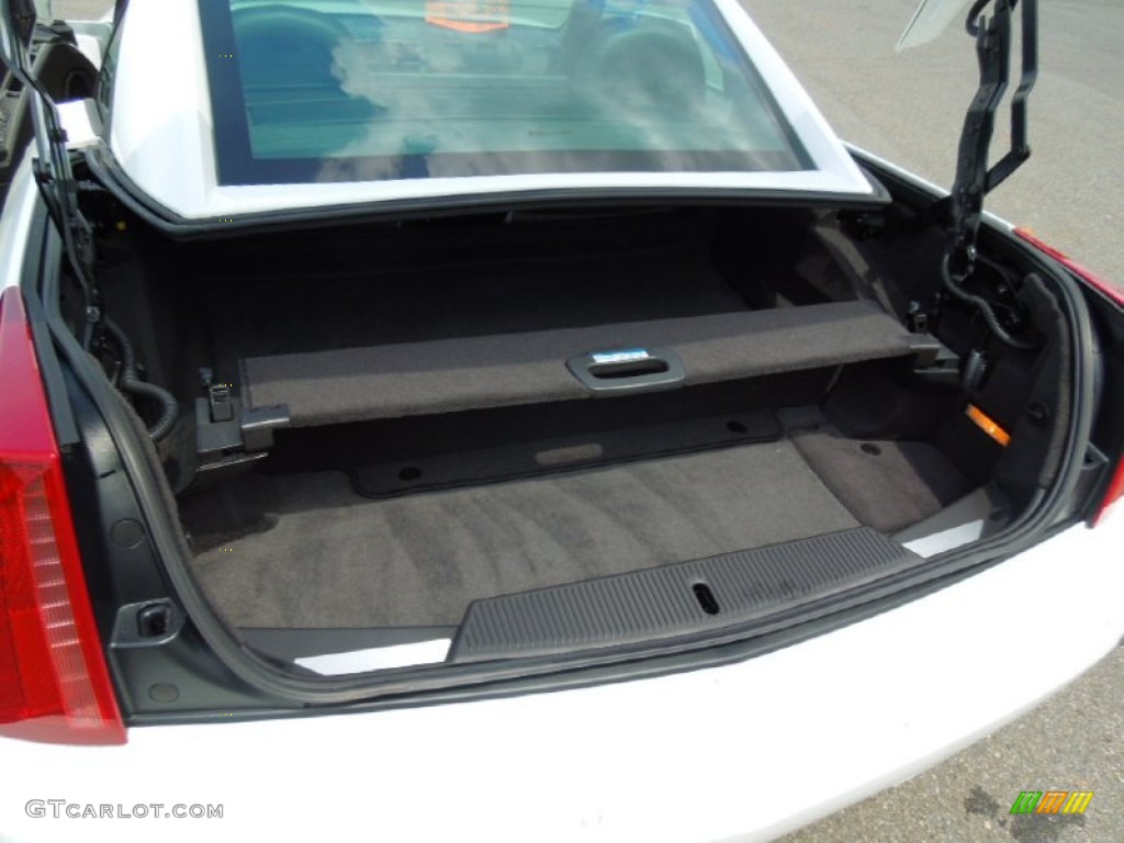 2008 Cadillac XLR Platinum Edition Roadster Trunk Photos