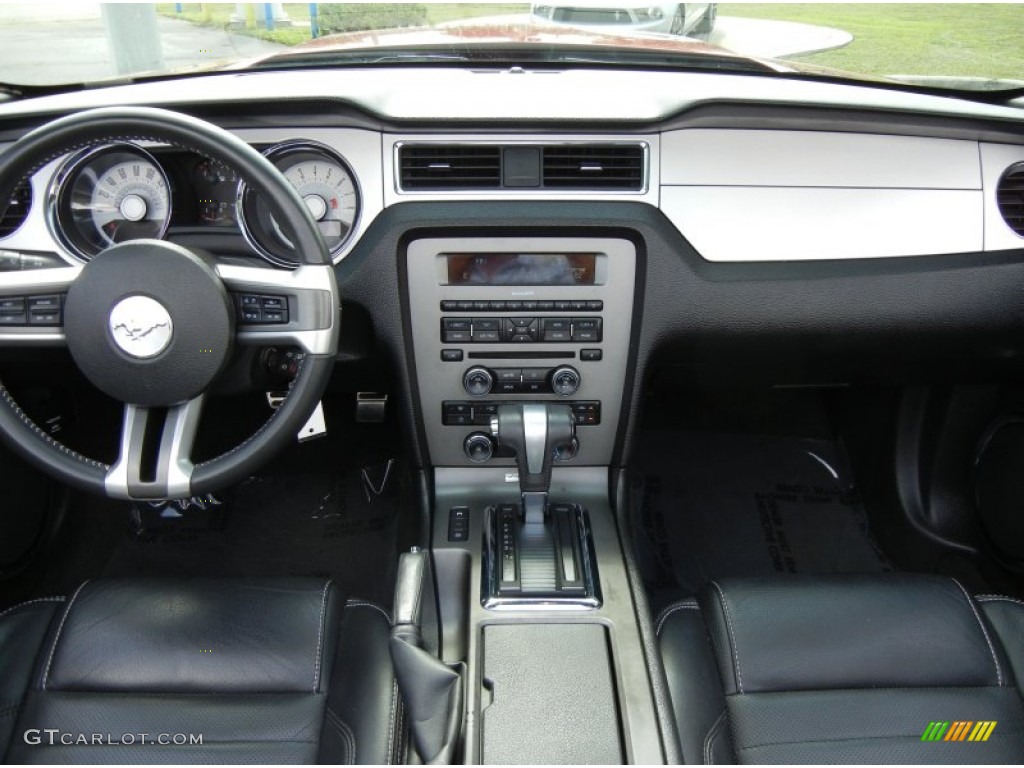2011 Ford Mustang V6 Premium Convertible Charcoal Black Dashboard Photo #65281727