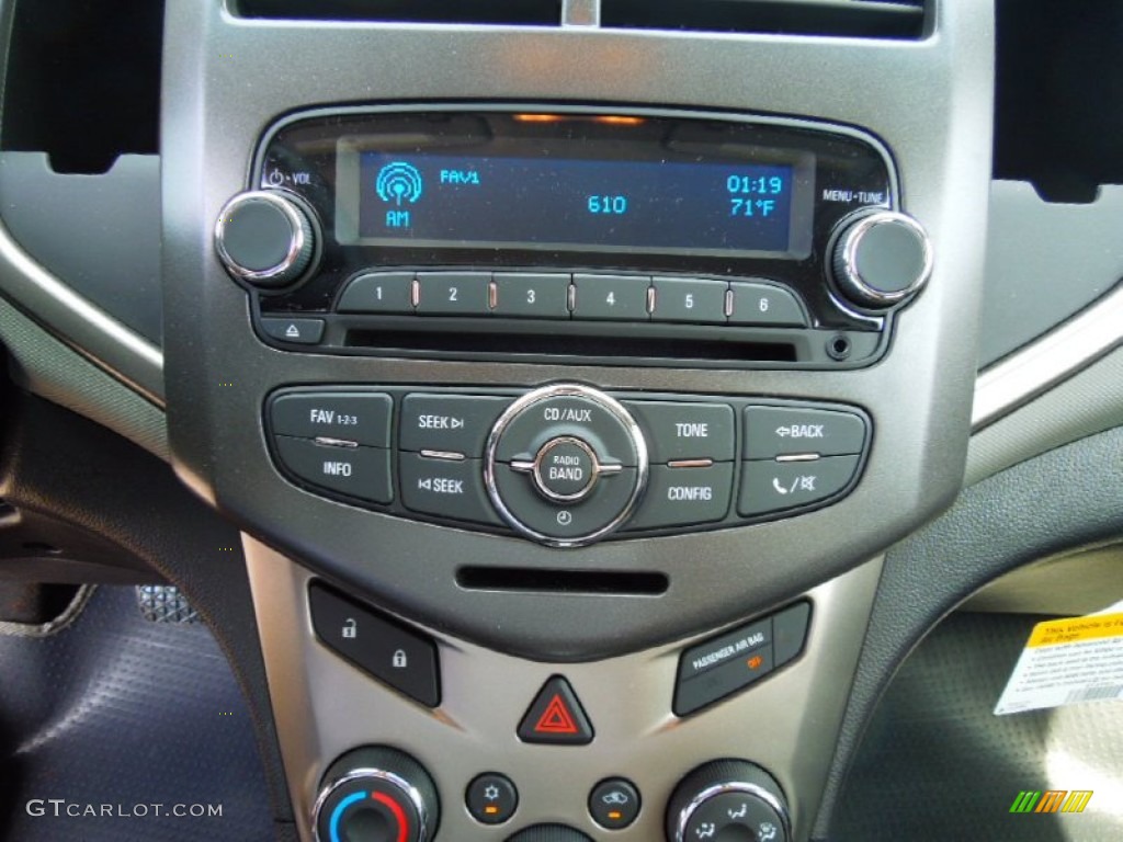 2012 Chevrolet Sonic LT Hatch Controls Photo #65286047
