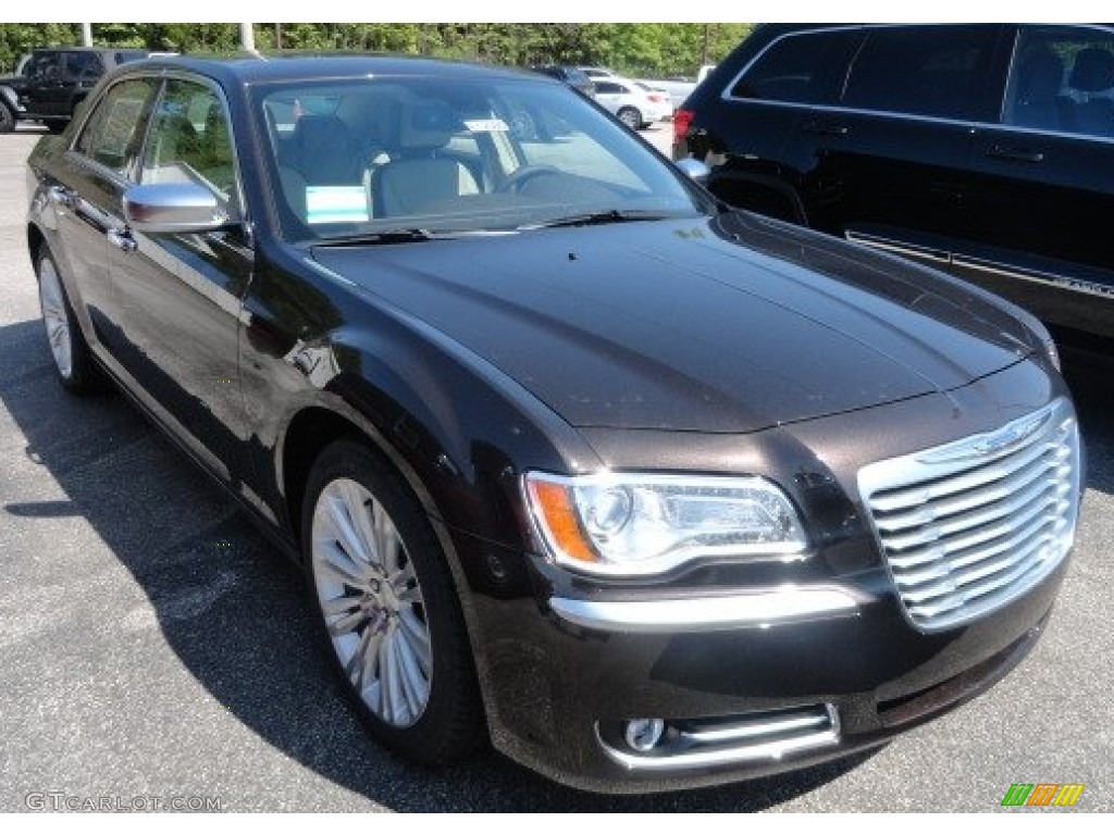 2012 300 C - Luxury Brown Pearl / Dark Frost Beige/Light Frost Beige photo #2