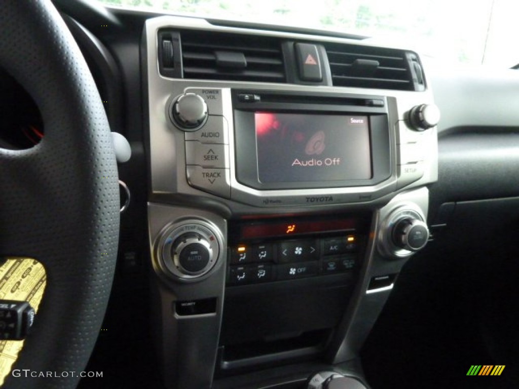 2012 4Runner Limited 4x4 - Black / Graphite photo #13
