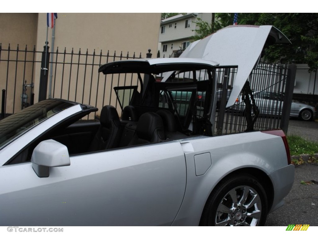 2009 XLR Platinum Roadster - Radiant Silver / Ebony/Ebony photo #19