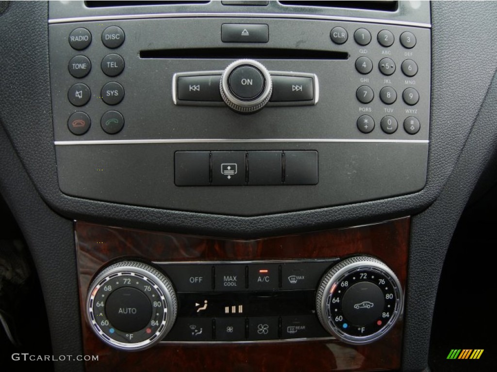 2011 Mercedes-Benz C 300 Sport Controls Photo #65292191