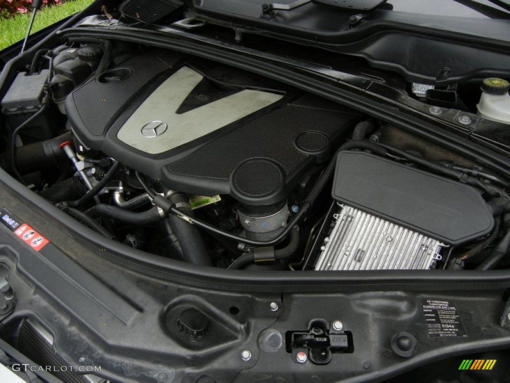 2007 Mercedes-Benz R 320 CDI 4Matic Engine Photos