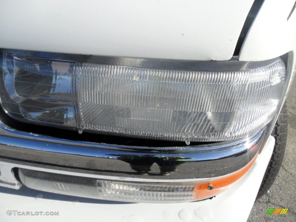 2001 Tahoe LT - Summit White / Graphite/Medium Gray photo #4