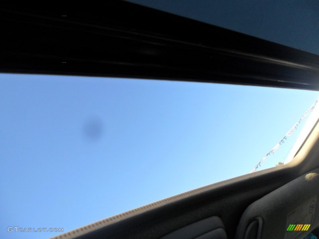 2001 Tahoe LT - Summit White / Graphite/Medium Gray photo #21