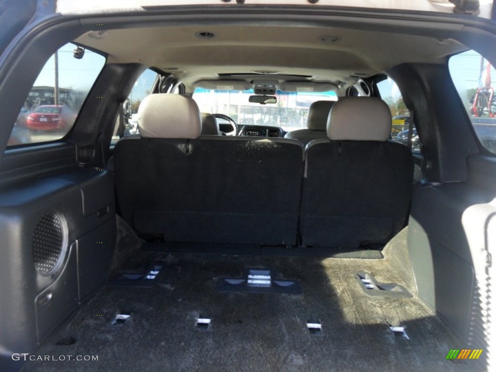 2001 Tahoe LT - Summit White / Graphite/Medium Gray photo #23