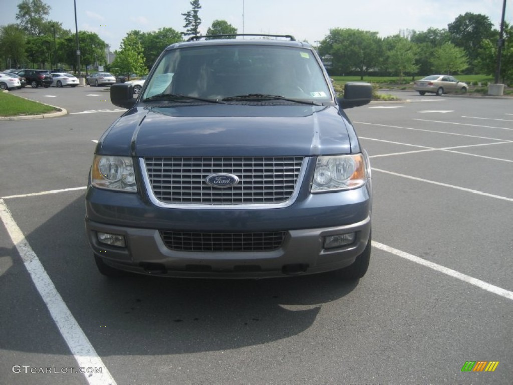 2004 Expedition XLT 4x4 - True Blue Metallic / Medium Flint Gray photo #2