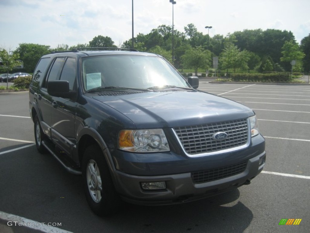 2004 Expedition XLT 4x4 - True Blue Metallic / Medium Flint Gray photo #3