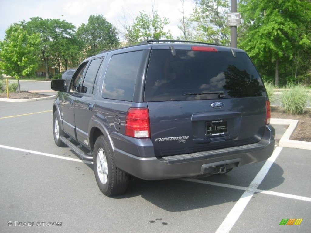 2004 Expedition XLT 4x4 - True Blue Metallic / Medium Flint Gray photo #8