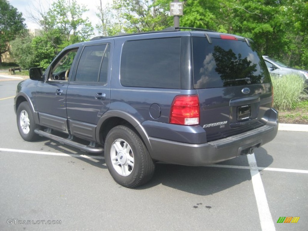 2004 Expedition XLT 4x4 - True Blue Metallic / Medium Flint Gray photo #9