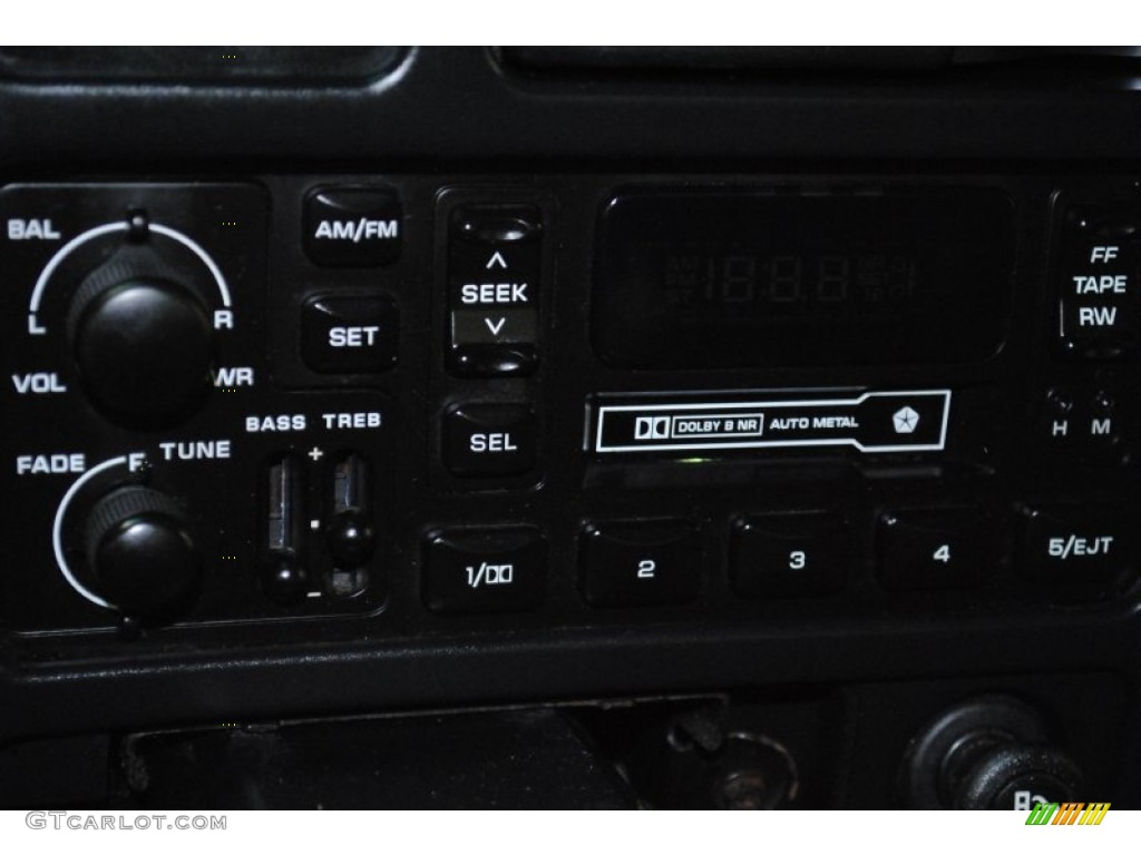 1997 Dodge Ram 3500 Laramie Extended Cab 4x4 Dually Audio System Photo #65296370