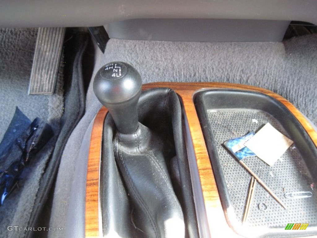 1998 Durango SLT 4x4 - Chili Pepper Red / Gray photo #2