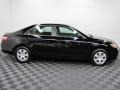 Black - Camry LE Photo No. 7